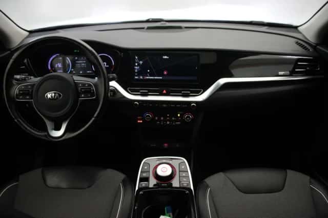 Kia Niro (2021) thumbnail 2