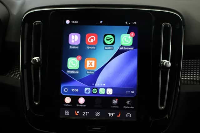 Volvo XC40 (2021) thumbnail 5