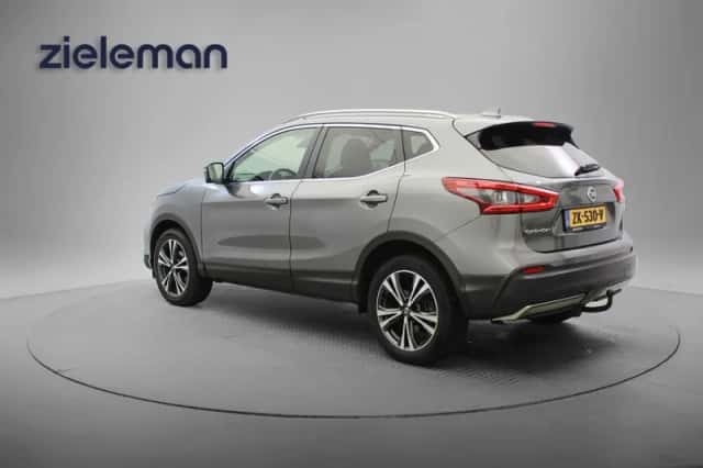 Nissan Qashqai (2019) thumbnail 3