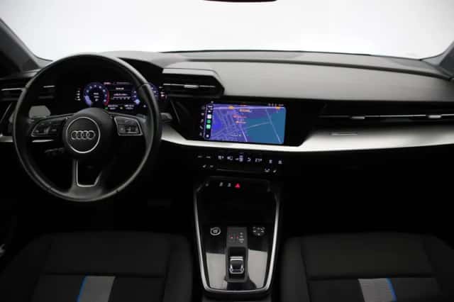 Audi A3 (2022) thumbnail 2