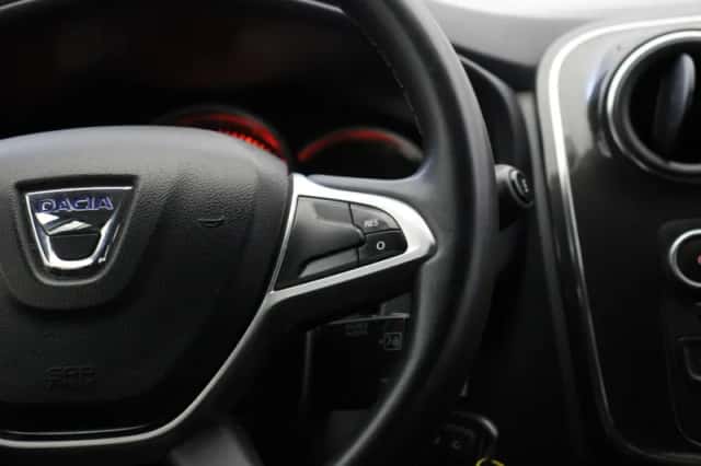 Dacia Sandero (2019) thumbnail 5