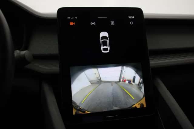 Polestar 2 (2021) thumbnail 6