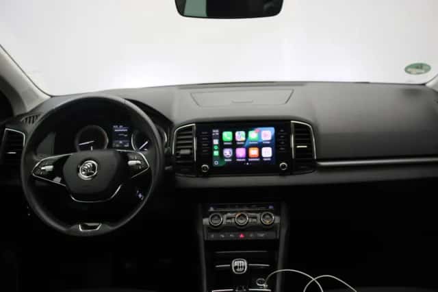 Škoda Karoq (2021) thumbnail 2