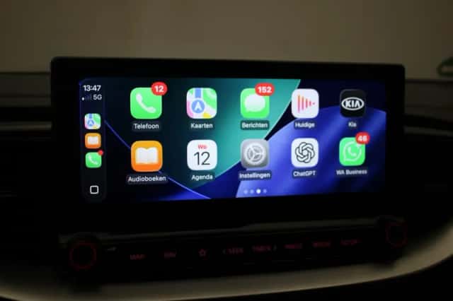 Kia Ceed (2021) thumbnail 5