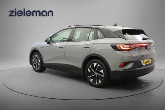 Volkswagen ID.4 (2021) thumbnail 3