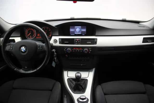 BMW 3-Serie (2008) thumbnail 2