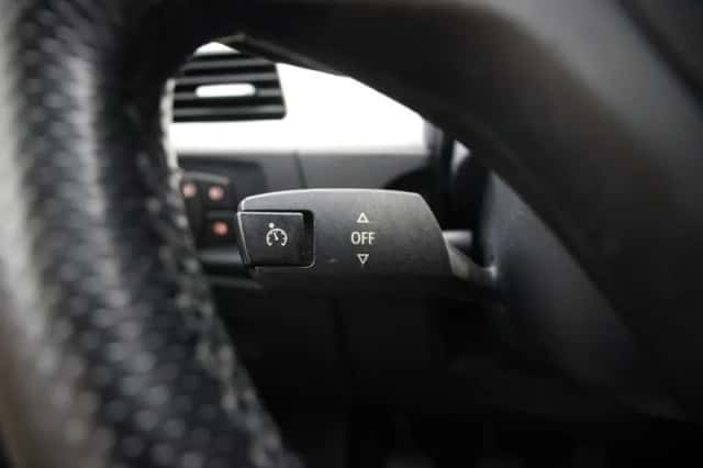 BMW 3-Serie (2008) thumbnail 6