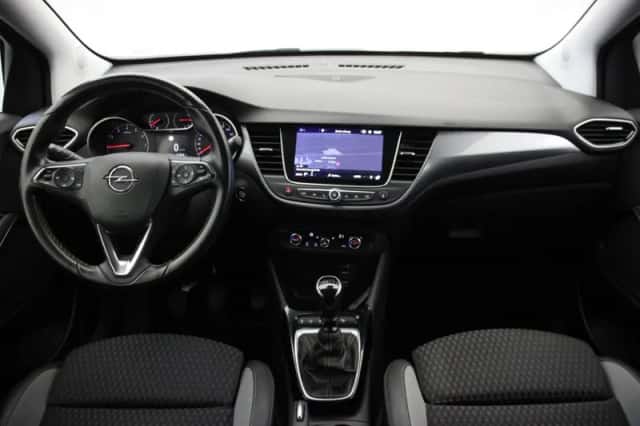 Opel Crossland X (2019) thumbnail 2