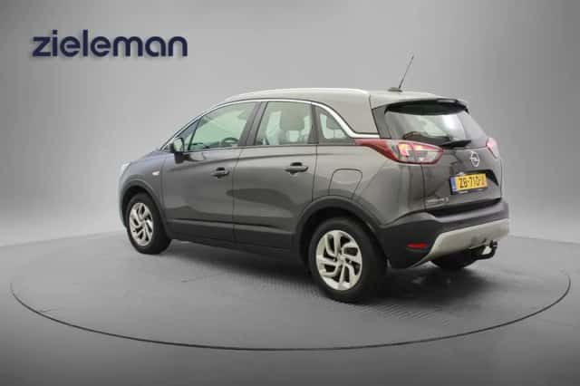 Opel Crossland X (2019) thumbnail 3