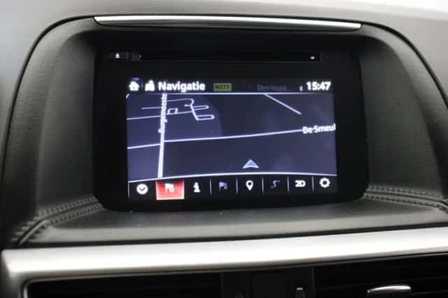 Mazda CX-5 (2017) thumbnail 5
