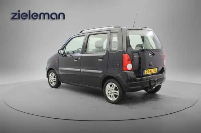 Opel Agila (2007) thumbnail 3