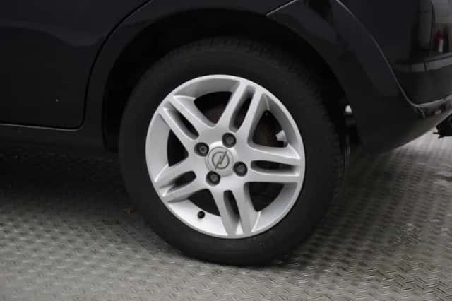 Opel Agila (2007) thumbnail 6