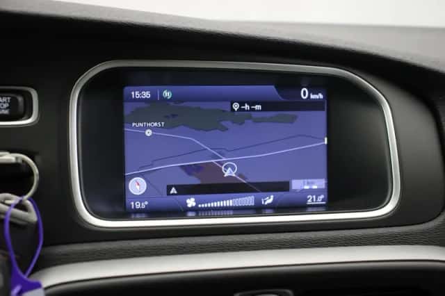Volvo V40 (2012) thumbnail 5