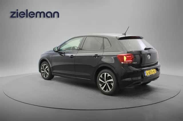 Volkswagen Polo (2019) thumbnail 3