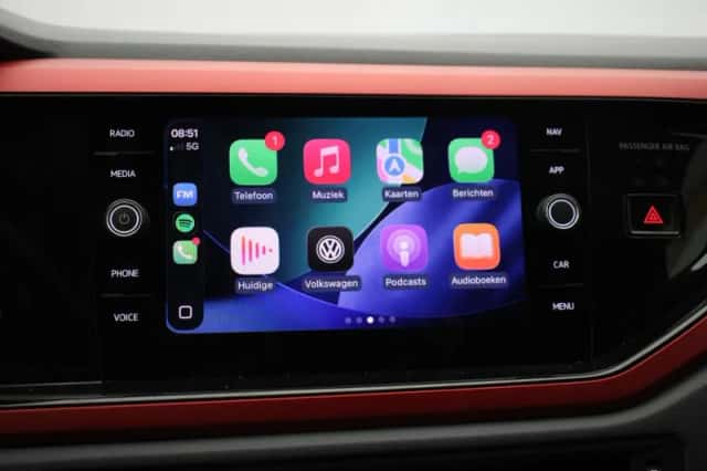 Volkswagen Polo (2019) thumbnail 5