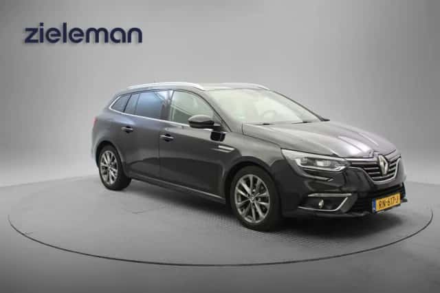 Renault Mégane (2018) thumbnail 1