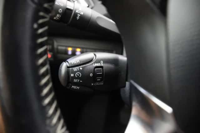 Peugeot 308 (2018) thumbnail 6