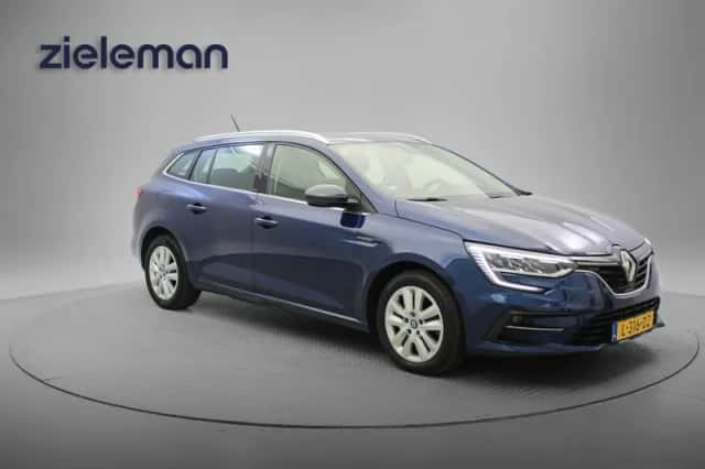 Renault Mégane E-Tech (2021) thumbnail 1