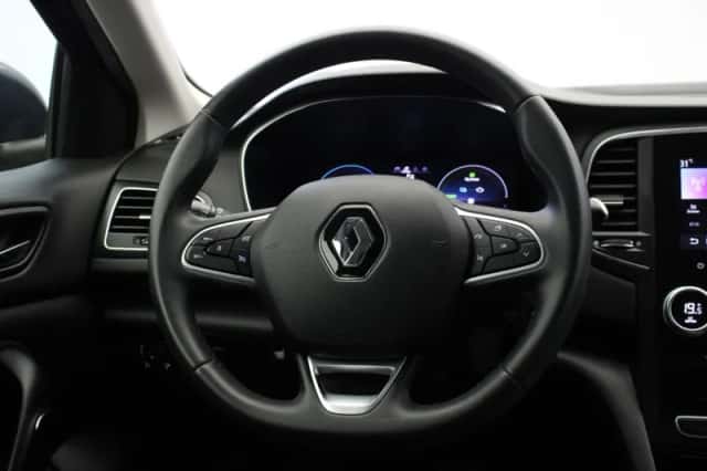 Renault Mégane E-Tech (2021) thumbnail 3