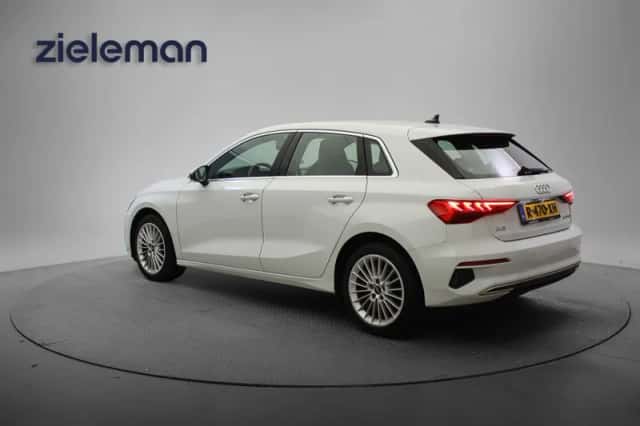 Audi A3 (2022) thumbnail 3