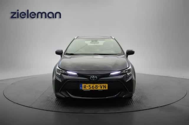 Toyota Corolla (2022) thumbnail 1