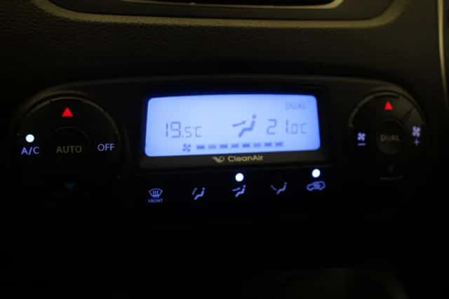 Hyundai ix35 (2010) thumbnail 6