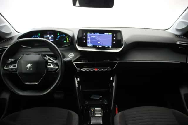 Peugeot e-208 (2022) thumbnail 3