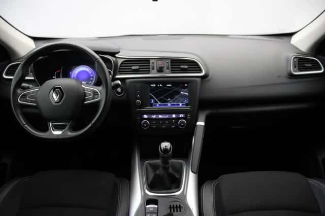 Renault Kadjar (2016) thumbnail 2