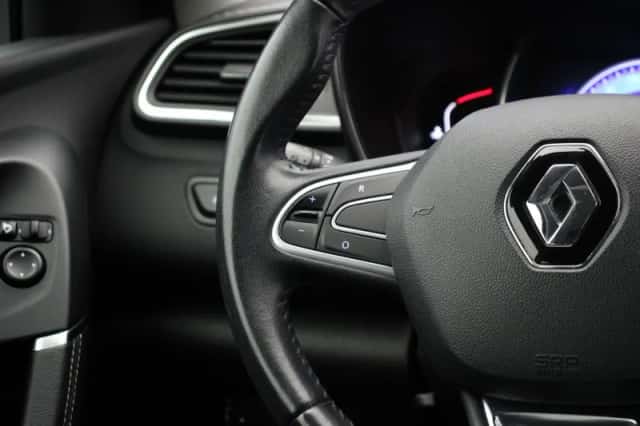 Renault Kadjar (2016) thumbnail 6