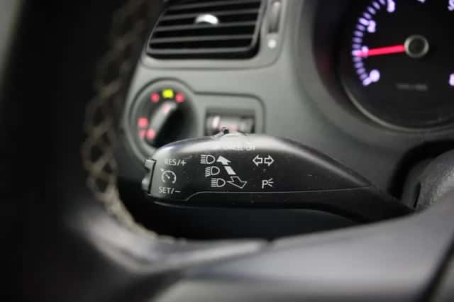 Volkswagen Polo (2012) thumbnail 5