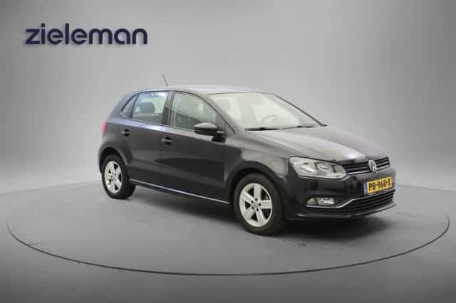 Volkswagen Polo (2017) thumbnail 1