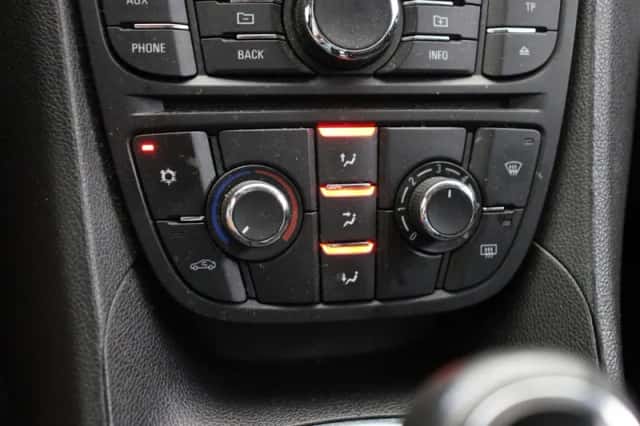 Opel Meriva (2011) thumbnail 5