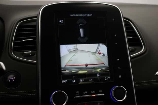 Renault Grand Scénic (2017) thumbnail 6