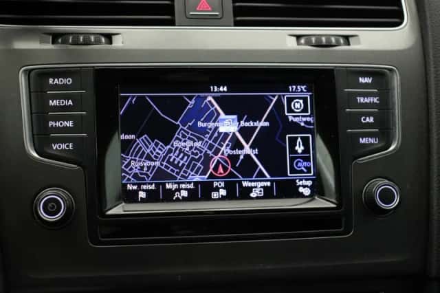 Volkswagen Golf (2013) thumbnail 5