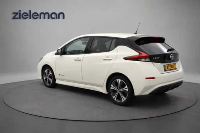 Nissan Leaf (2019) thumbnail 4