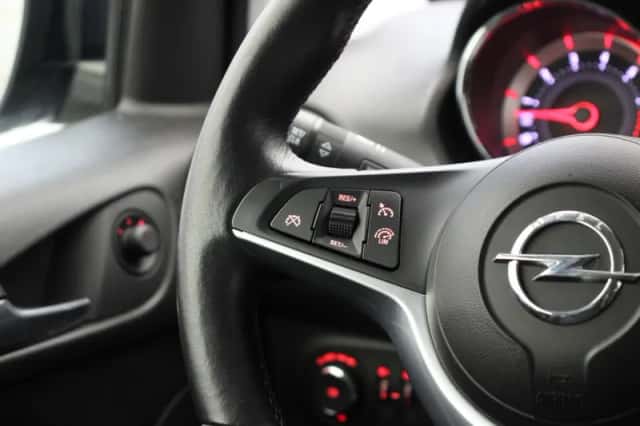 Opel Adam (2019) thumbnail 6