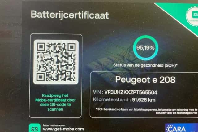 Peugeot e-208 (2023) thumbnail 2