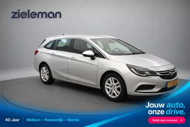 Opel Astra (2018) thumbnail 1