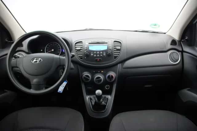 Hyundai i10 (2012) thumbnail 2
