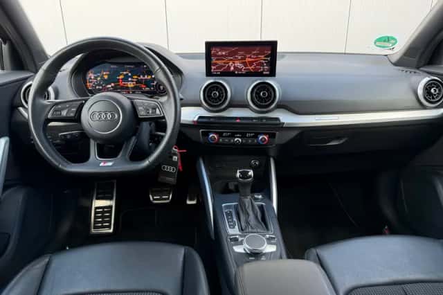 Audi Q2 (2023) thumbnail 3