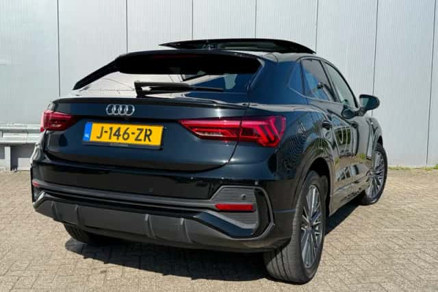 Audi Q3 (2020) thumbnail 2
