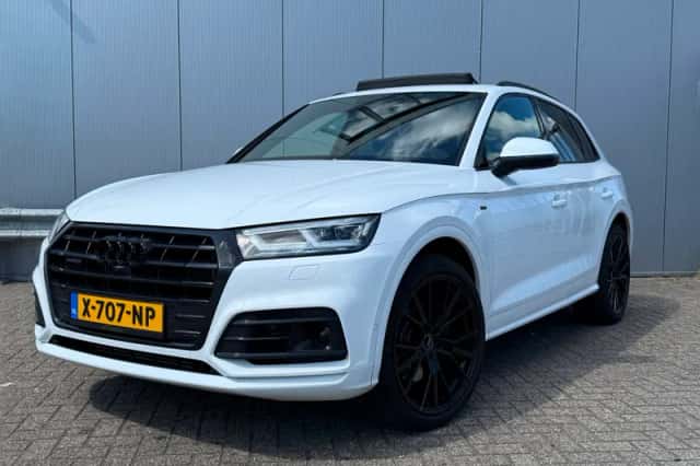 Audi Q5 (2021) thumbnail 1