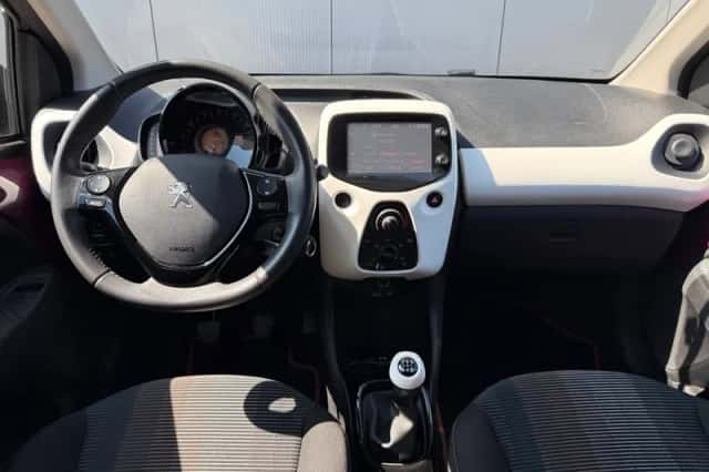 Peugeot 108 (2014) thumbnail 3