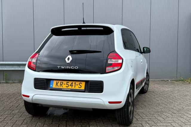 Renault Twingo (2016) thumbnail 2