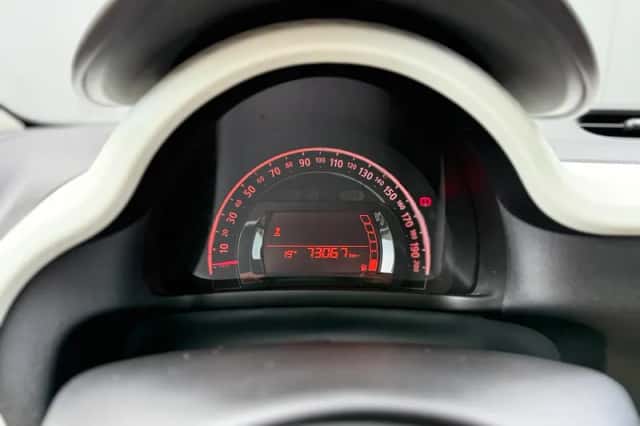 Renault Twingo (2016) thumbnail 5