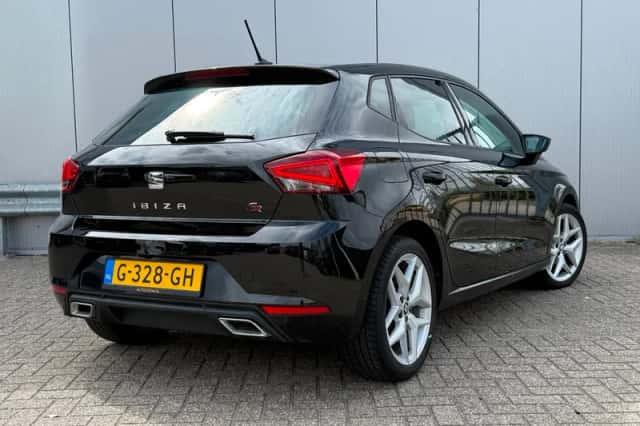 SEAT Ibiza (2019) thumbnail 2