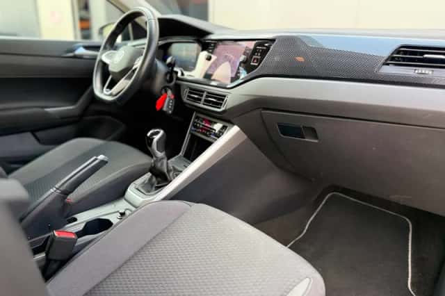 Volkswagen Polo (2022) thumbnail 6