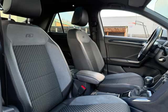 Volkswagen T-Roc (2019) thumbnail 6