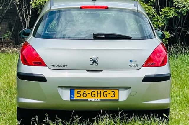 Peugeot 308 (2008) thumbnail 5
