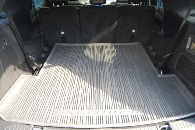 Ford Explorer (2024) thumbnail 5